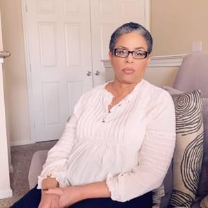 Meet your Posher, Renee